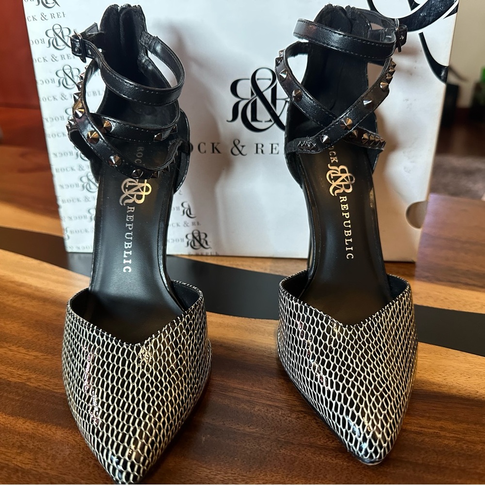 Rock & Republic Black and White Stiletto Heels